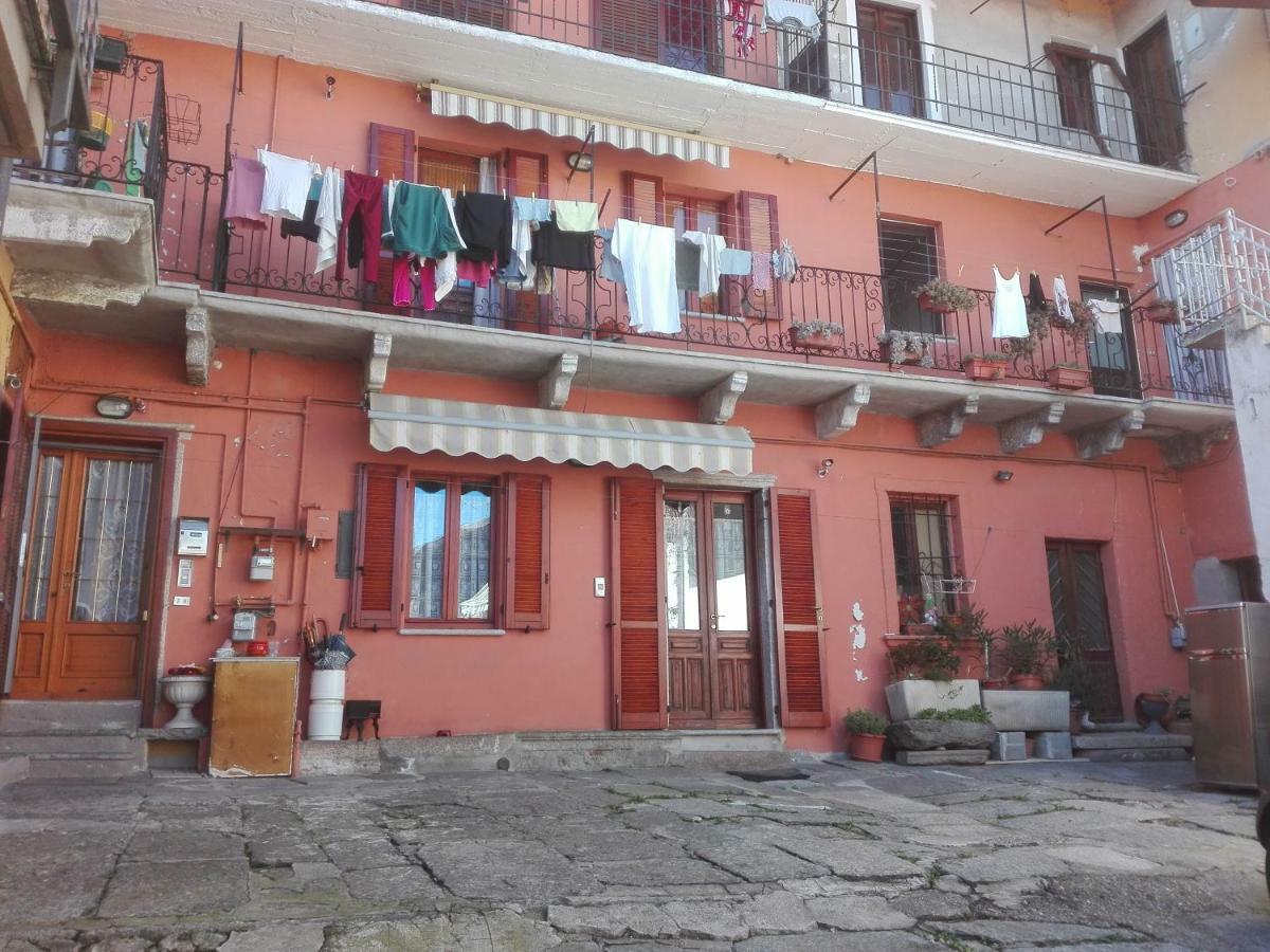 マッシーノ・ヴィスコンティLa Casa Di Nuvolaアパートメント エクステリア 写真